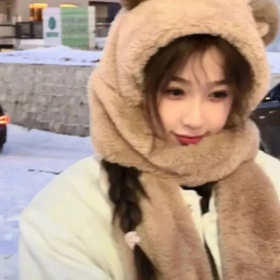 三个扑火的少年